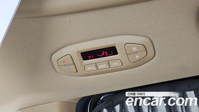 Kia Canival 2017 — photo 24