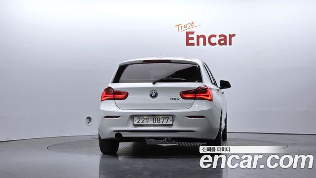 BMW 1-Series 2016 — photo 4
