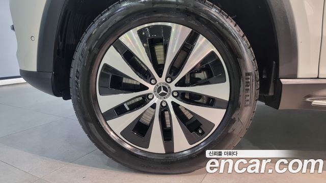 Mercedes-Benz GLE-Class 2026 — photo 5