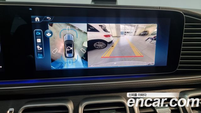 Mercedes-Benz GLE-Class 2026 — photo 12