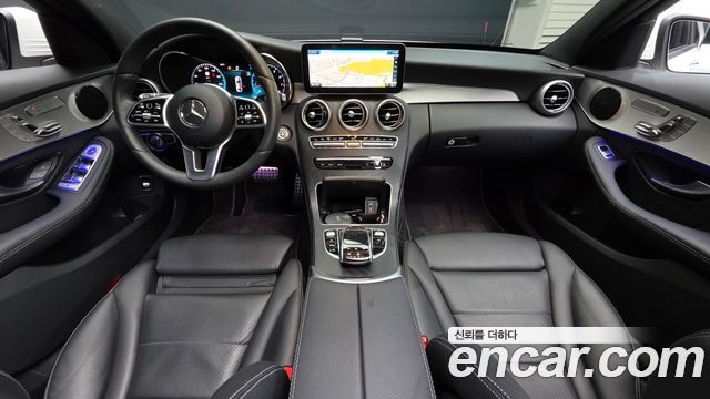 Mercedes-Benz C-Class 2021 — photo 10