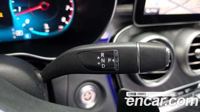 Mercedes-Benz C-Class 2021 — photo 12