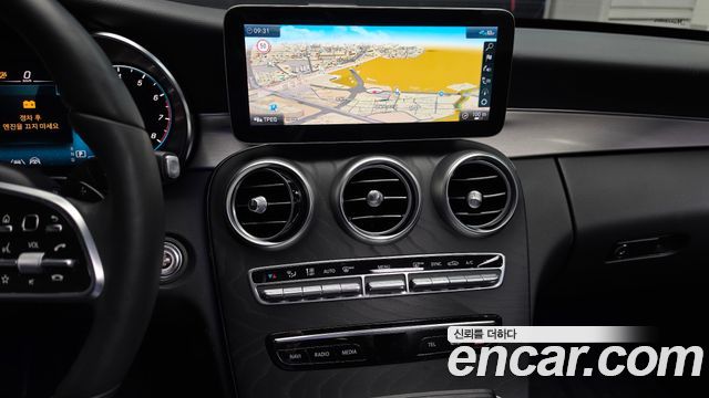 Mercedes-Benz C-Class 2021 — photo 19