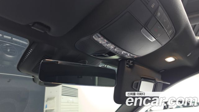 Mercedes-Benz C-Class 2021 — photo 27