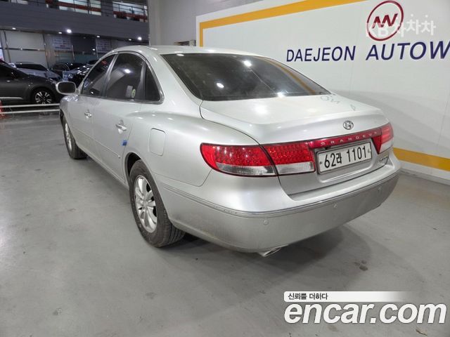 Hyundai Grandeur 2009 — photo 3