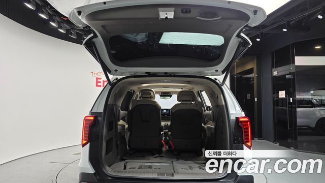 Kia Canival 2025 — photo 26