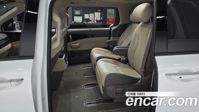 Kia Canival 2025 — photo 16