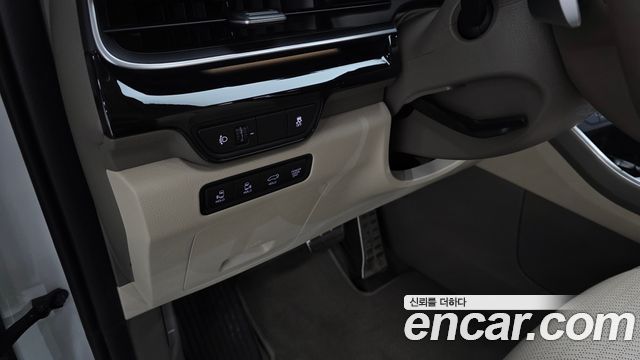 Kia Canival 2025 — photo 28