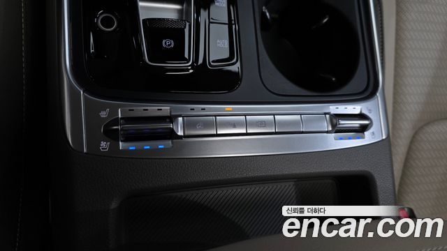 Kia Canival 2025 — photo 31