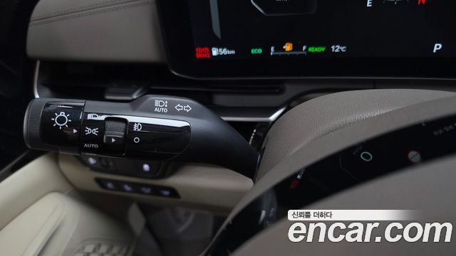 Kia Canival 2025 — photo 32