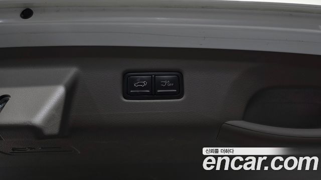 Kia Canival 2025 — photo 35