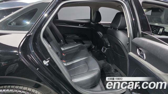 Kia K5 2025 — photo 18