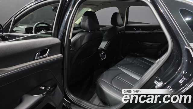 Kia K5 2025 — photo 16