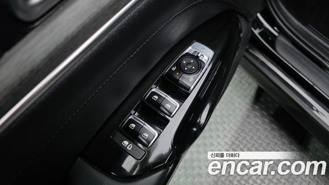 Kia K5 2025 — photo 28