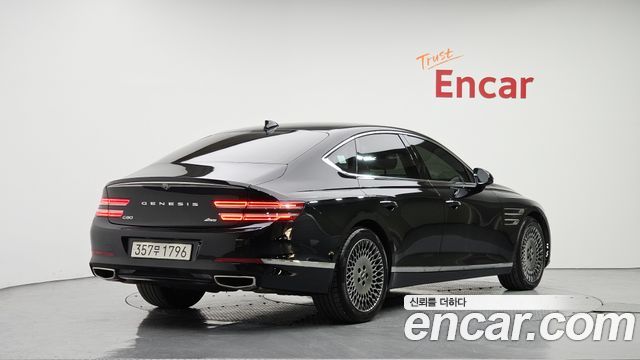 Genesis G80 2023 — photo 2