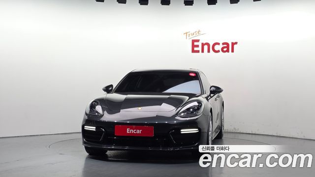 Porsche Panamera 2020 — photo 3