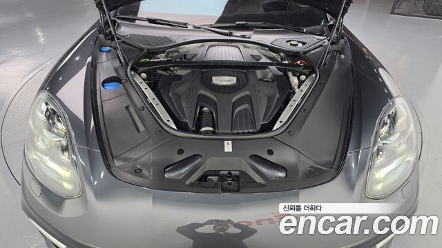 Porsche Panamera 2020 — photo 6