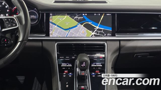 Porsche Panamera 2020 — photo 20