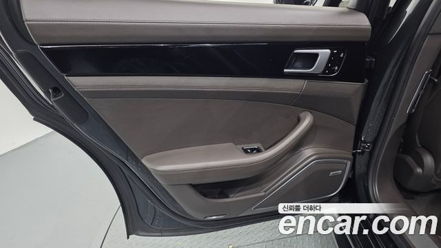 Porsche Panamera 2020 — photo 15
