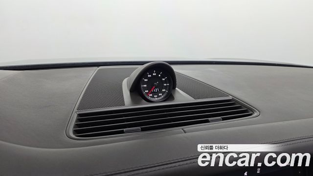 Porsche Panamera 2020 — photo 37