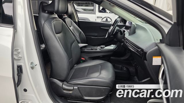 Kia EV6 2022 — photo 11
