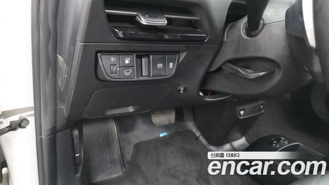 Kia EV6 2022 — photo 18