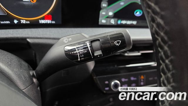Kia EV6 2022 — photo 19