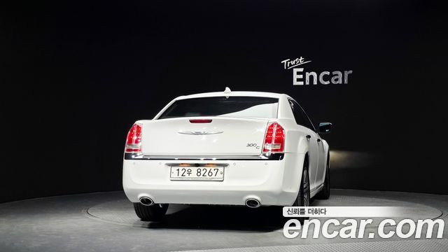 Chrysler 300C 2012 — photo 4