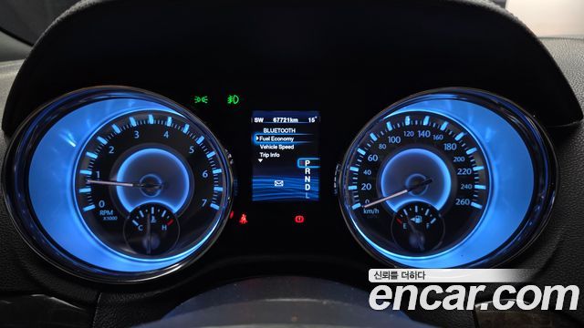 Chrysler 300C 2012 — photo 8