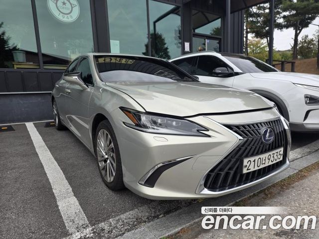 Lexus ES 2022 — photo 3