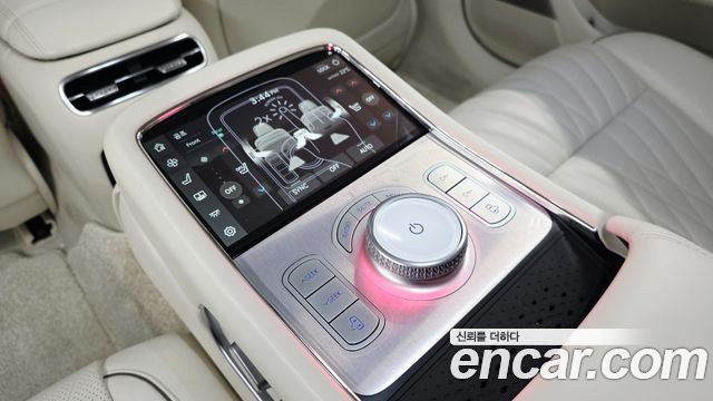 Genesis G90 2023 — photo 10