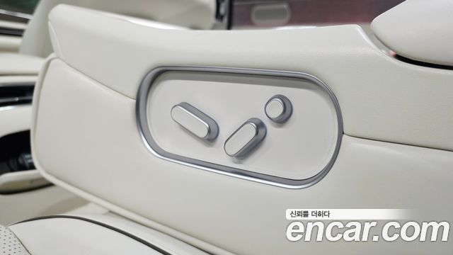 Genesis G90 2023 — photo 11