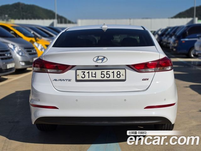 Hyundai AVANTE 2017 — photo 4