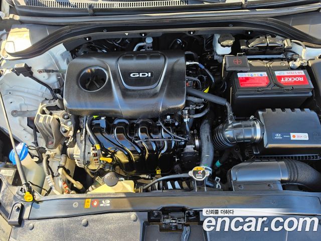 Hyundai AVANTE 2017 — photo 7