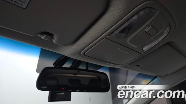 Kia Niro 2018 — photo 19
