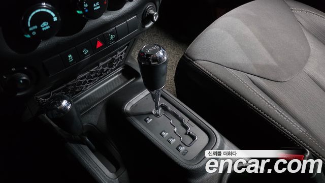Jeep Wrangler 2013 — photo 9