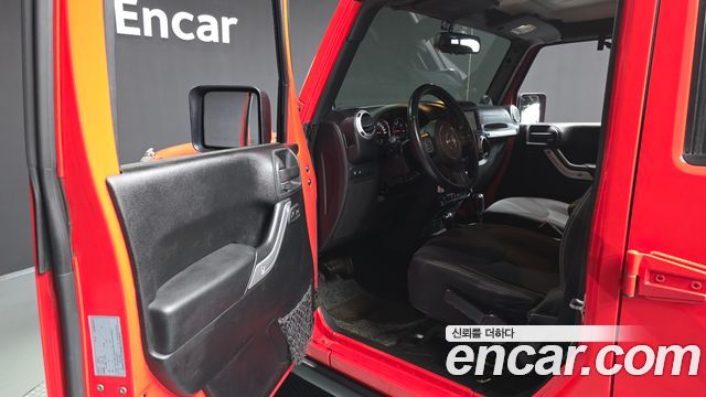 Jeep Wrangler 2013 — photo 10