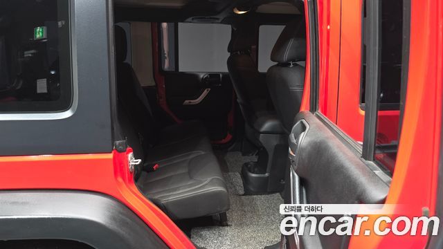 Jeep Wrangler 2013 — photo 12