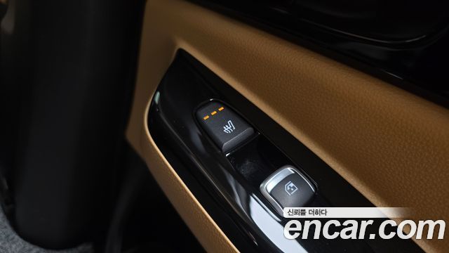 Kia Canival 2023 — photo 19