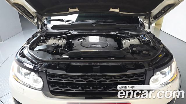 Land Rover Range Rover Sport 2016 — photo 6