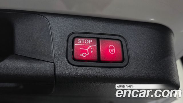Mercedes-Benz EQB 2023 — photo 30