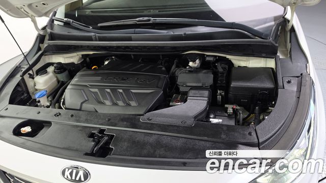 Kia Canival 2019 — photo 6