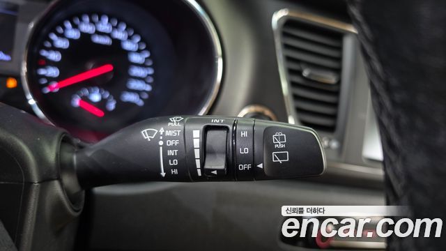 Kia Canival 2019 — photo 23