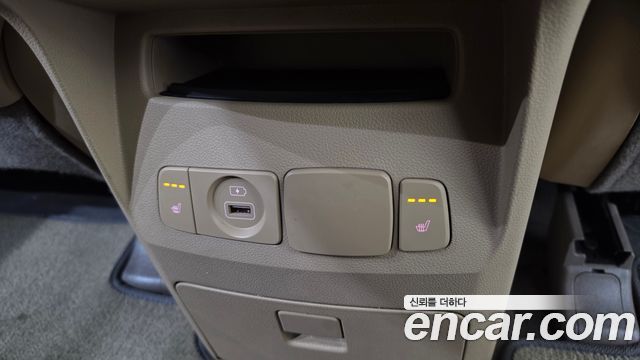 Kia Canival 2019 — photo 25