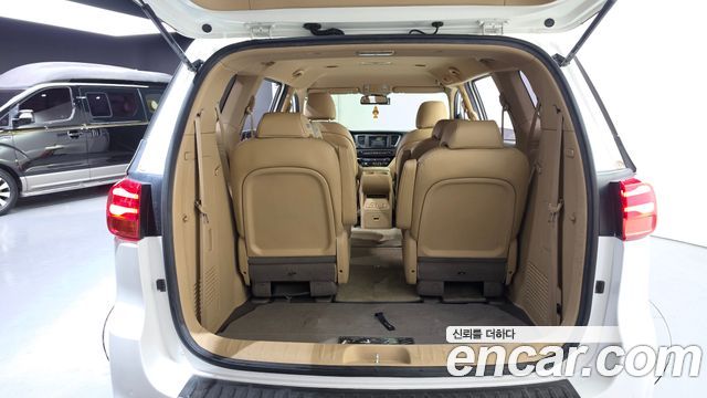 Kia Canival 2019 — photo 26