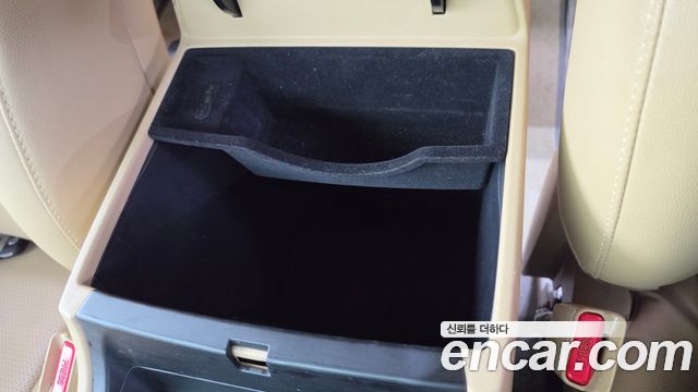 Kia Canival 2019 — photo 28