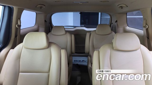 Kia Canival 2019 — photo 29