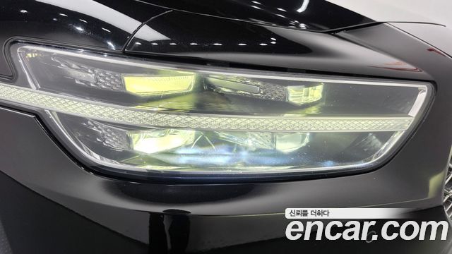 Genesis G90 2019 — photo 8