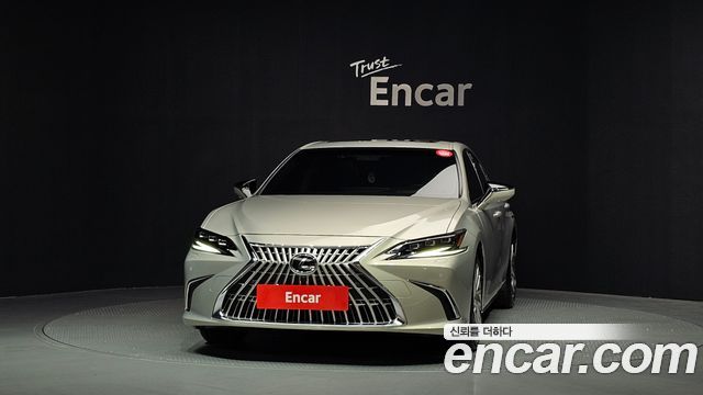 Lexus ES 2026 — photo 3