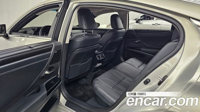 Lexus ES 2026 — photo 18